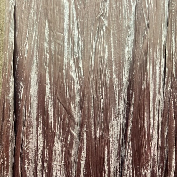 Karen Kane crushed ombré Blush Velvet Maxi Skirt - Picture 3 of 5